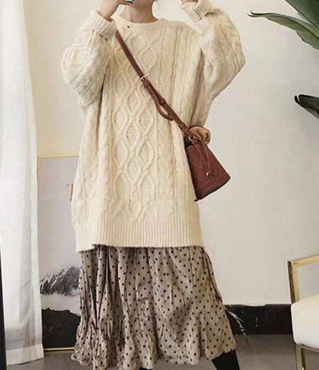 Laia mudeliga ümmarguse kaelusega kampsun rasedatele naistele