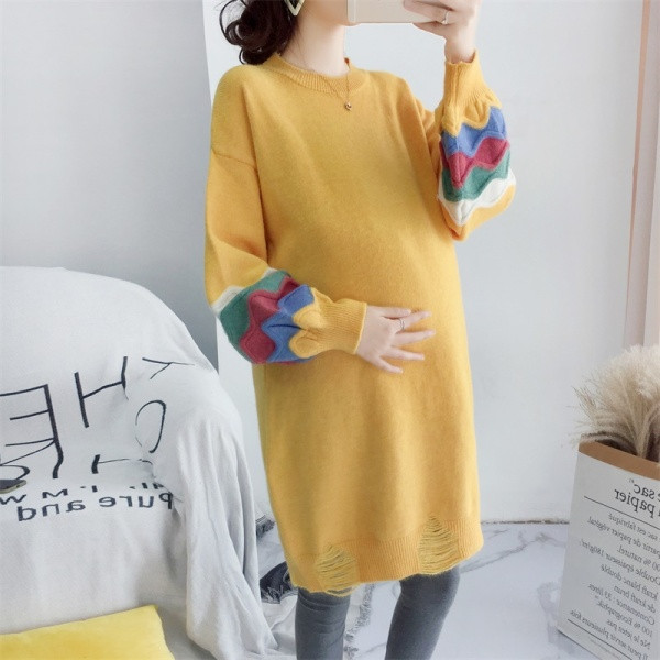 Дълъг дамски пуловер за бременни с обло деколте