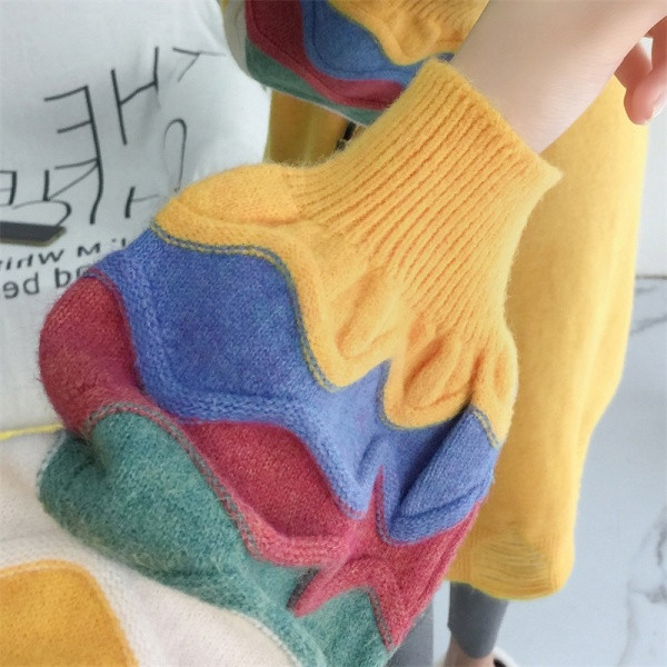 Дълъг дамски пуловер за бременни с обло деколте