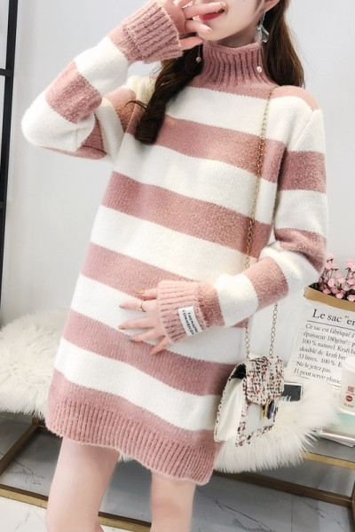 Csíkos hosszú pulóver terhes nők számára, magas gallérral