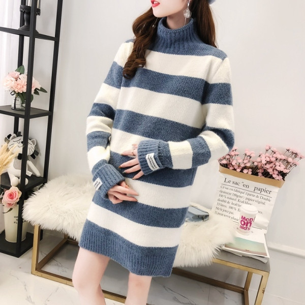 Csíkos hosszú pulóver terhes nők számára, magas gallérral