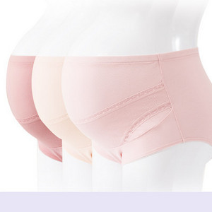 Naiste bikiinid kolme- või neljaosalises komplektis rasedatele