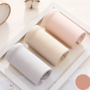 Naiste bikiinid kolme- või neljaosalises komplektis rasedatele