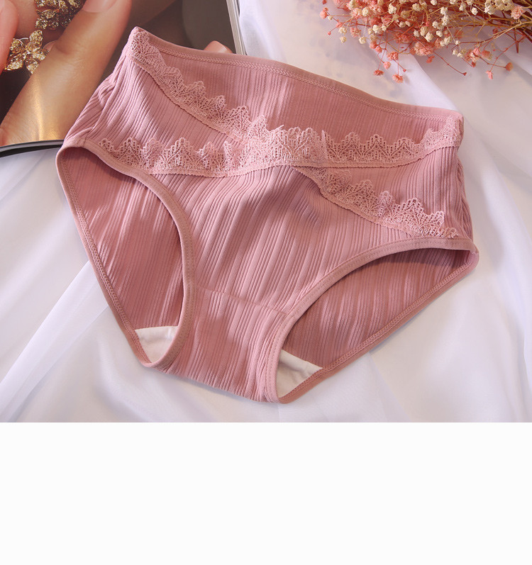 Dviejų bikinių su nėriniais rinkinys nėščiosioms