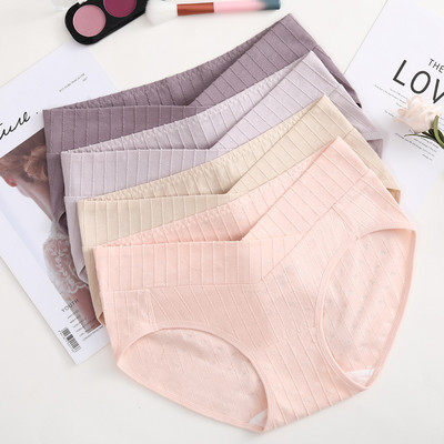 4 bikiinist koosnev komplekt rasedatele naistele