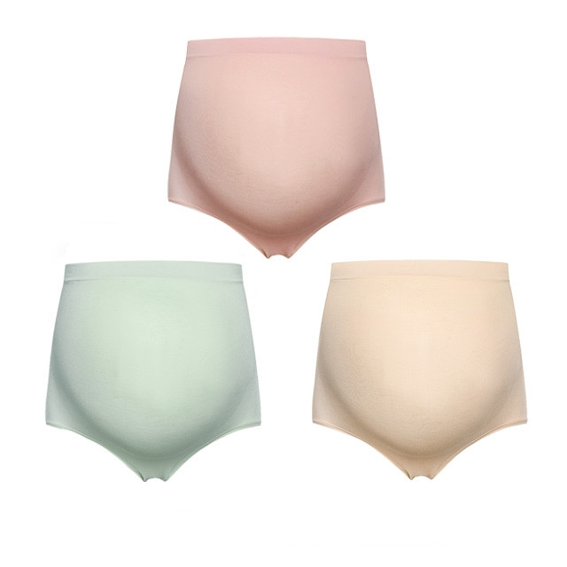 Naiste puuvillased bikiinid neljas värvitoonis, mis sobivad rasedatele