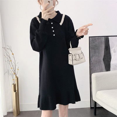 Uue mudeli krae ja nööpidega kleit rasedatele