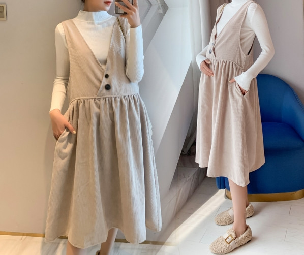 Moderna ženska haljina asimetričnog modela - pogodna za trudnice