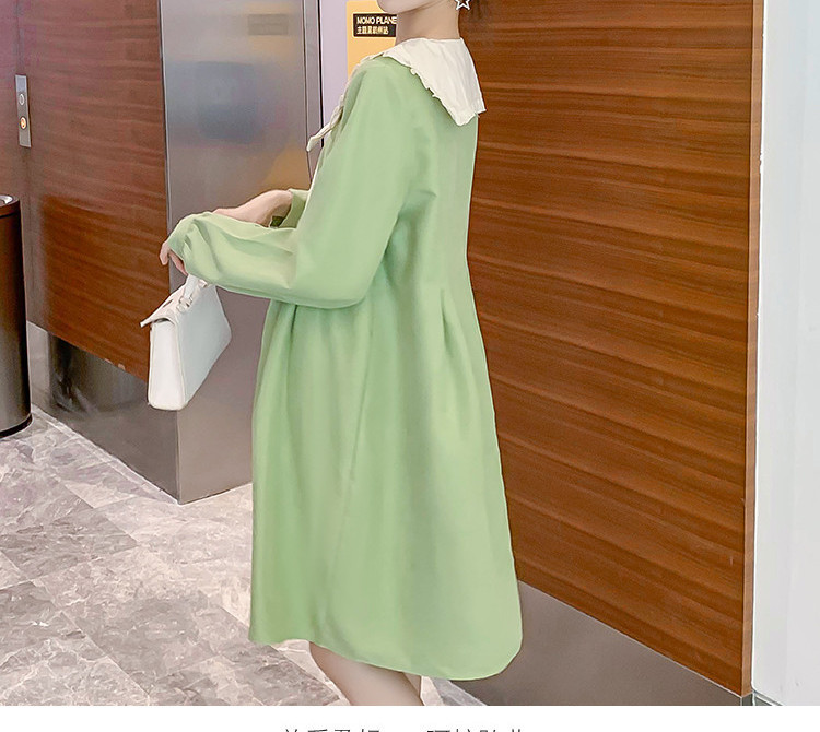 Új modell kivágott ruha, hosszú ujjú kismamáknak