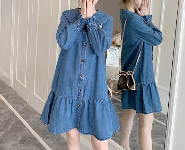 Farmer ruha, gombos terhes nőknek