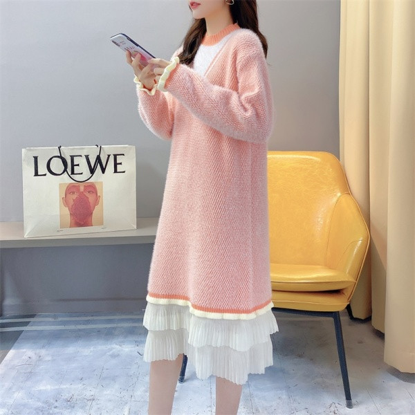 Hosszú női ruha terhes nőknek tüllvel