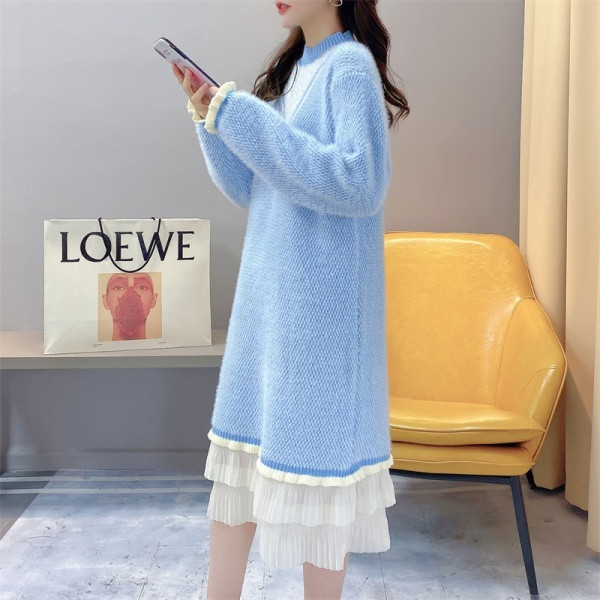 Hosszú női ruha terhes nőknek tüllvel