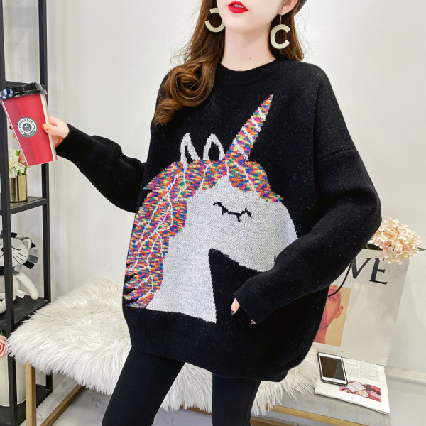 Široki model džempera za trudnice sa jednorogom