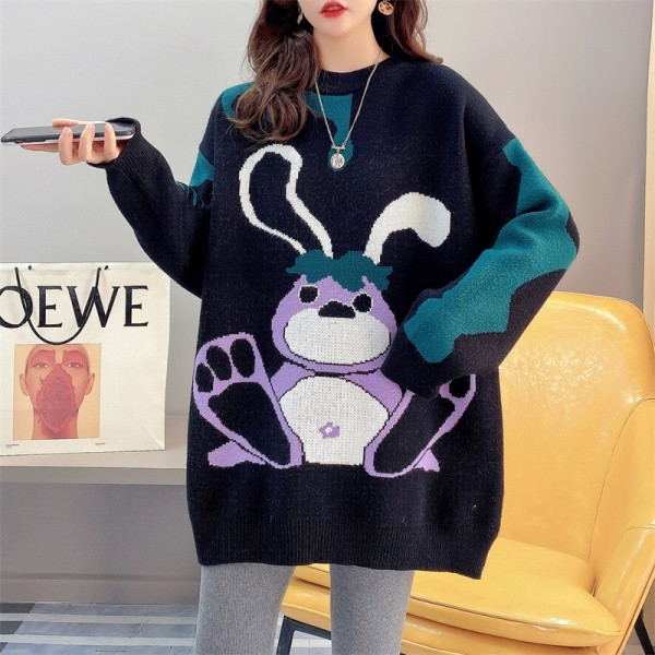 Ovális nyakkivágású pulóver terhes nők számára