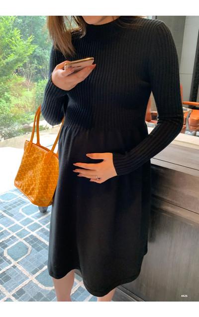 Rochie casual dama tricotata cu guler inalt - pentru gravide