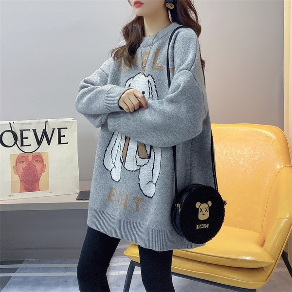 Terhes nők pulóver nyúl rátéttel és felirattal