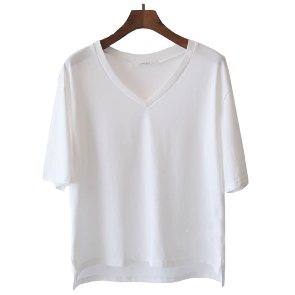 Női póló spitz nyakkivágással, fehér és szürke színben