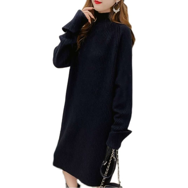 Kõrge kraega talvekleit rasedatele