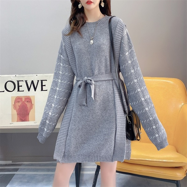 Ümmarguse kaelusega kampsun rasedatele naistele