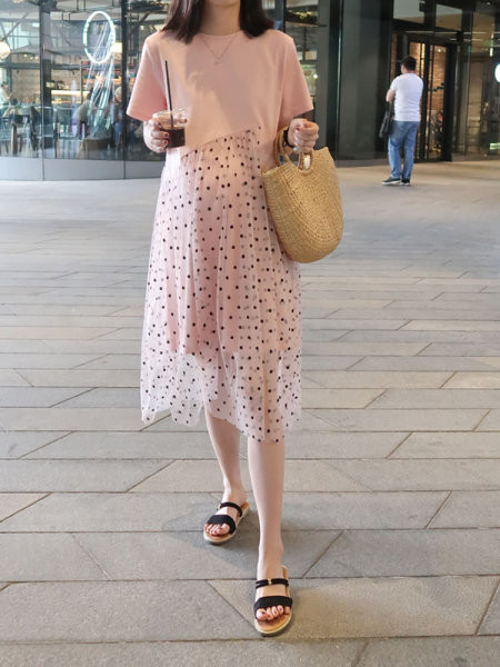 Γυναικείο φόρεμα με κοντά μανίκια και οβάλ λαιμόκοψη κατάλληλο για εγκύους