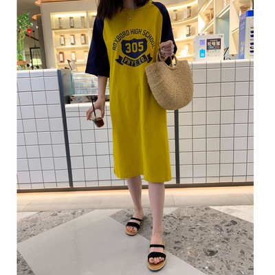 Casual γυναικείο φόρεμα με οβάλ λαιμόκοψη και κοντά μανίκια σε τρία χρώματα