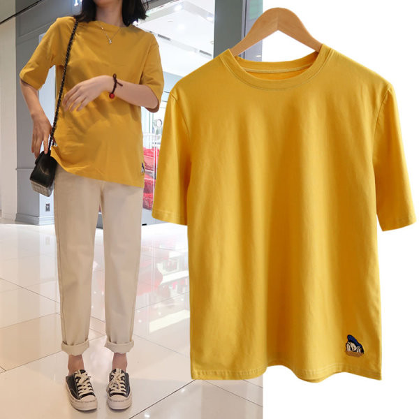 Naiste lühikeste varrukatega pluus, mis sobib rasedatele