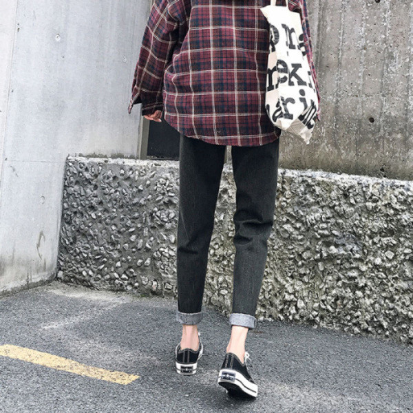 Egyenes modell farmer kismamáknak fekete színben