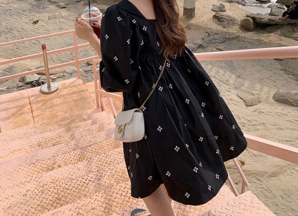 Ежедневна рокля с квадратно деколте-за бременни