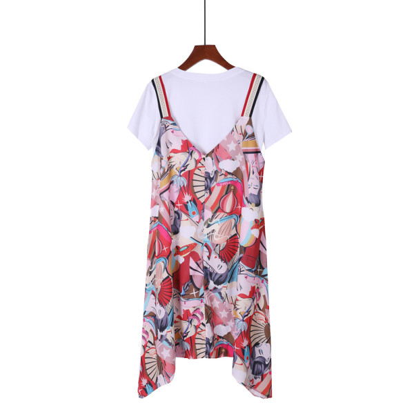 Värviline kleit rasedatele lühikeste varrukatega - lõikega mudel