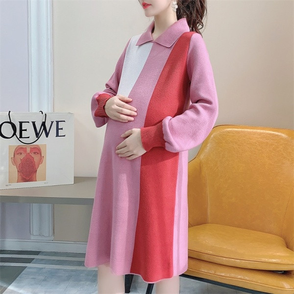 Alkalmi ruha klasszikus gallérral terhes nők számára