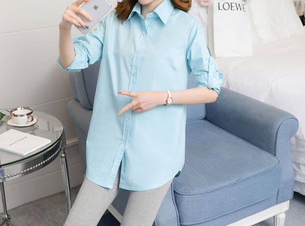 Klassikalise kraega vabaajasärk rasedatele