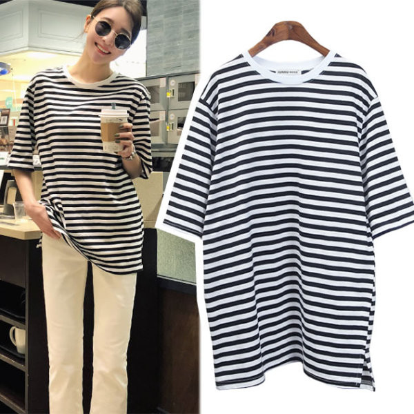 Naiste vabaaja pluus ovaalse kaelusega ja lühikeste varrukatega