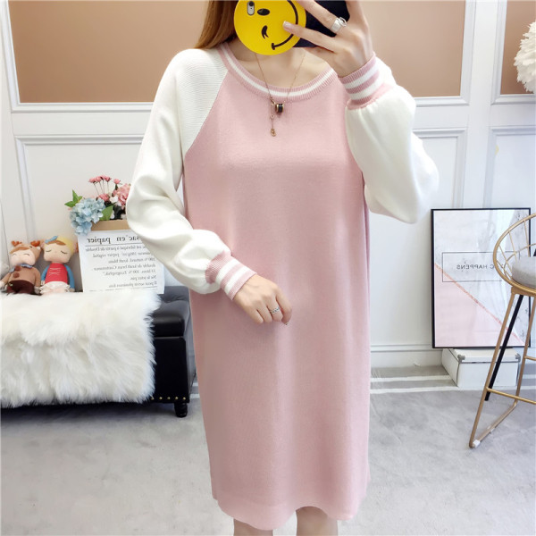 Kismamaruha kerek nyakkivágással és hosszú ujjal