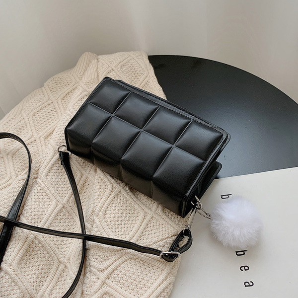 Uue mudeli väike pika sangaga naistekott