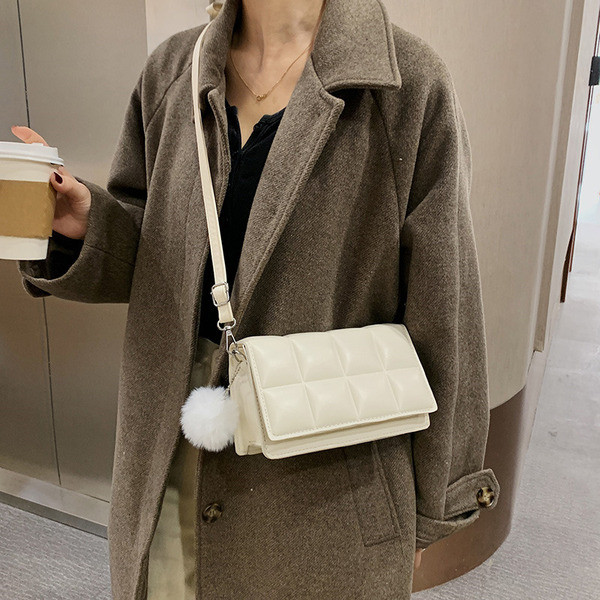 Uue mudeli väike pika sangaga naistekott