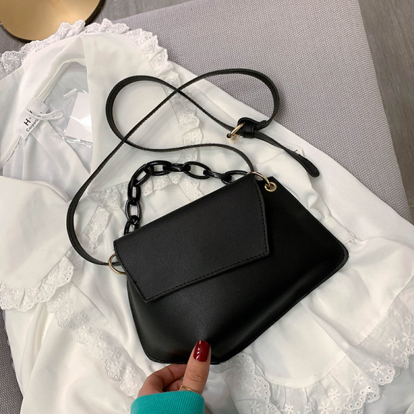 Uue mudeli naistekott - A-sümmeetriline kahe sangaga disain