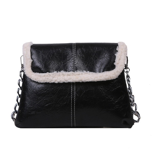 Moodne naiste nahast kott udusulgedega