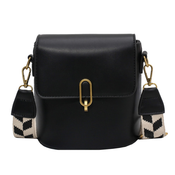 Väike naistekott pika kujulise käepidemega – sobib igapäevaseks kasutamiseks