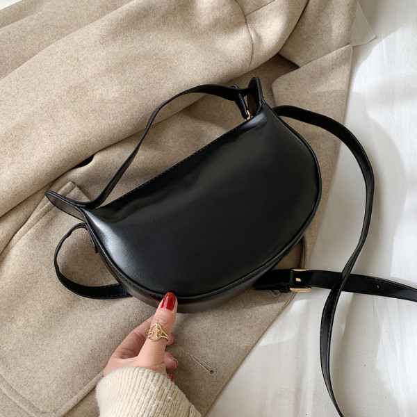 Casual ženska torba od eko kože sa patentnim zatvaračem