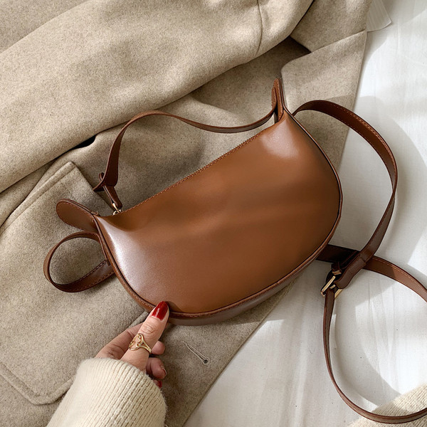 Casual ženska torba od eko kože sa patentnim zatvaračem