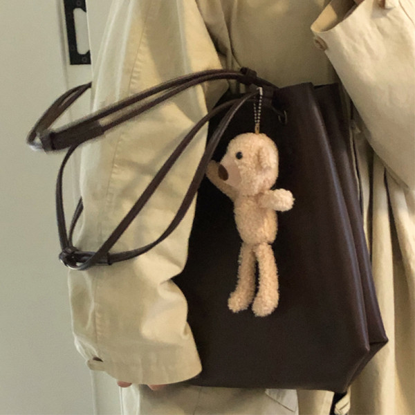 Nagy bőrtáska 3D elemmel