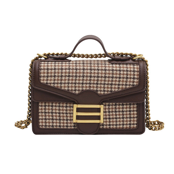 Naiste nahast kott metallist luku ja pika ketiga