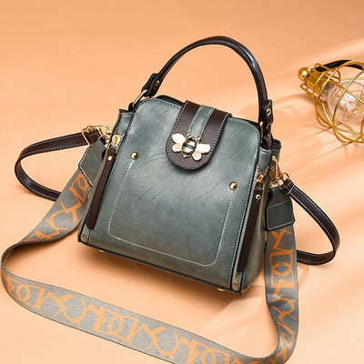 Γυναικεία τσάντα νέο μοντέλο με μεταλλική αγκράφα - μέλισσα