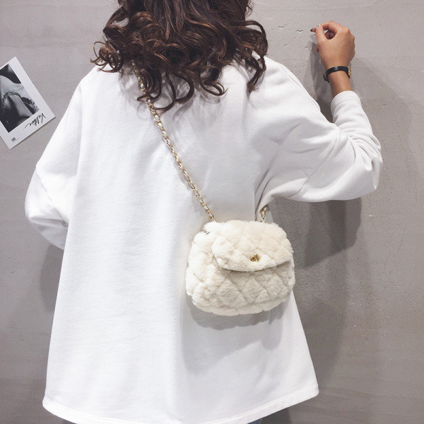 Új modell női pehelytáska fém válllánccal