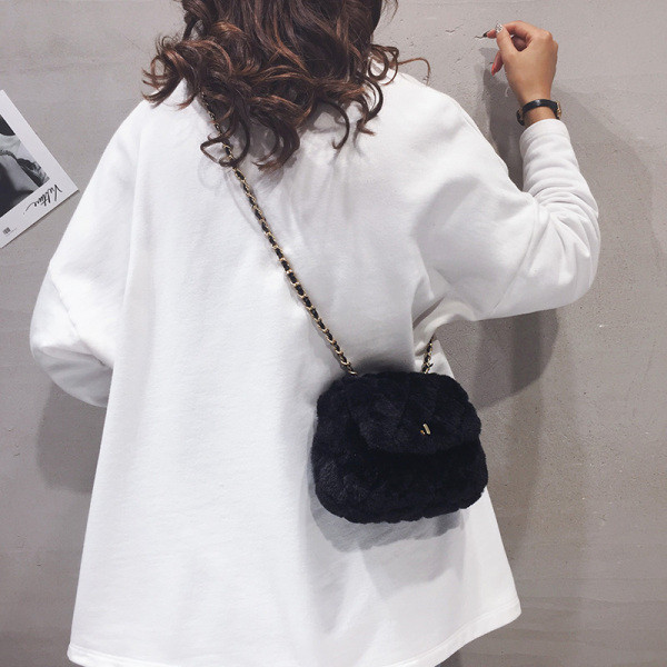 Új modell női pehelytáska fém válllánccal