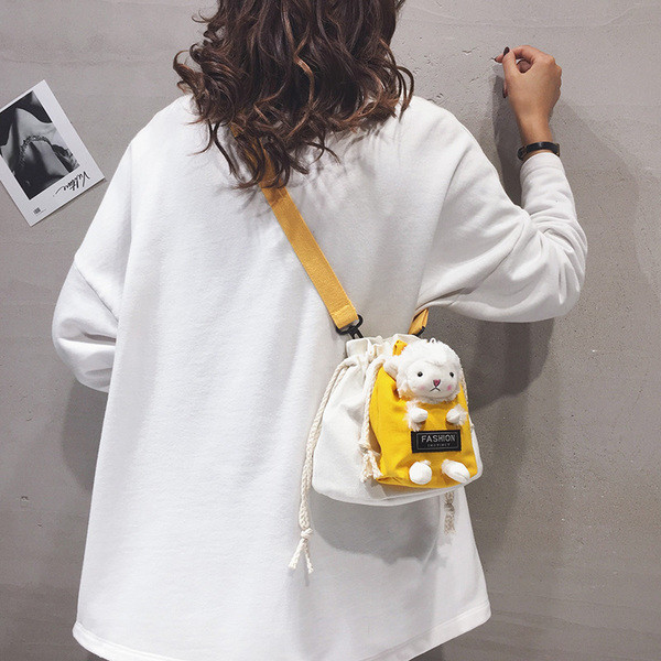 Új modell kis válltáska 3D elemmel