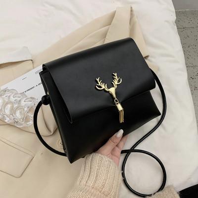 Naiste metallist elemendiga nahast kott