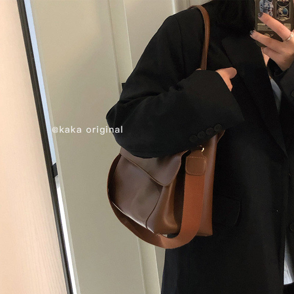 Naiste suur nahast kott igapäevaseks kasutamiseks