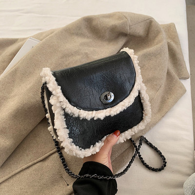 Modern női táska ökobőrből és pehelyből