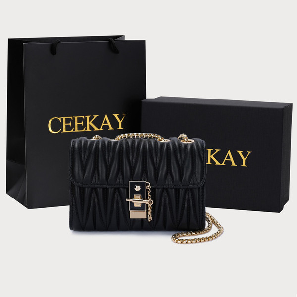 Női bőr táska csattal és hosszú fogantyúval